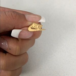 nike x supreme earring